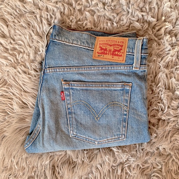 Levi's 501 Tapered Style Blue Denim Jeans - Picture 1 of 9